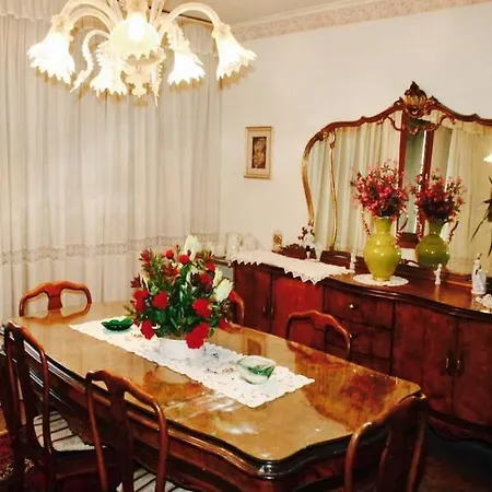 Con Vista Zattere Apartment *